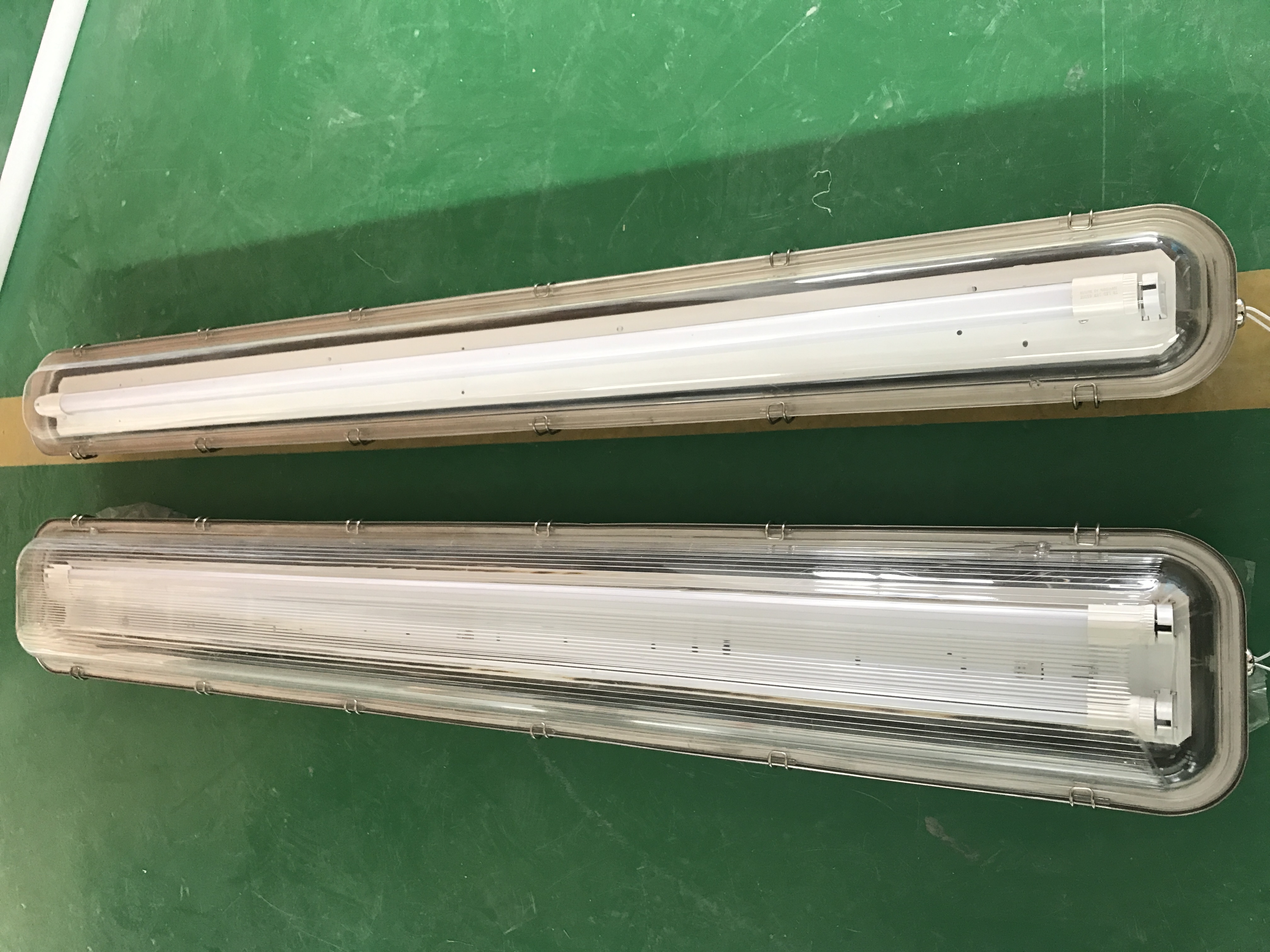 Shop light 4 feet led tri proof tube light fixture