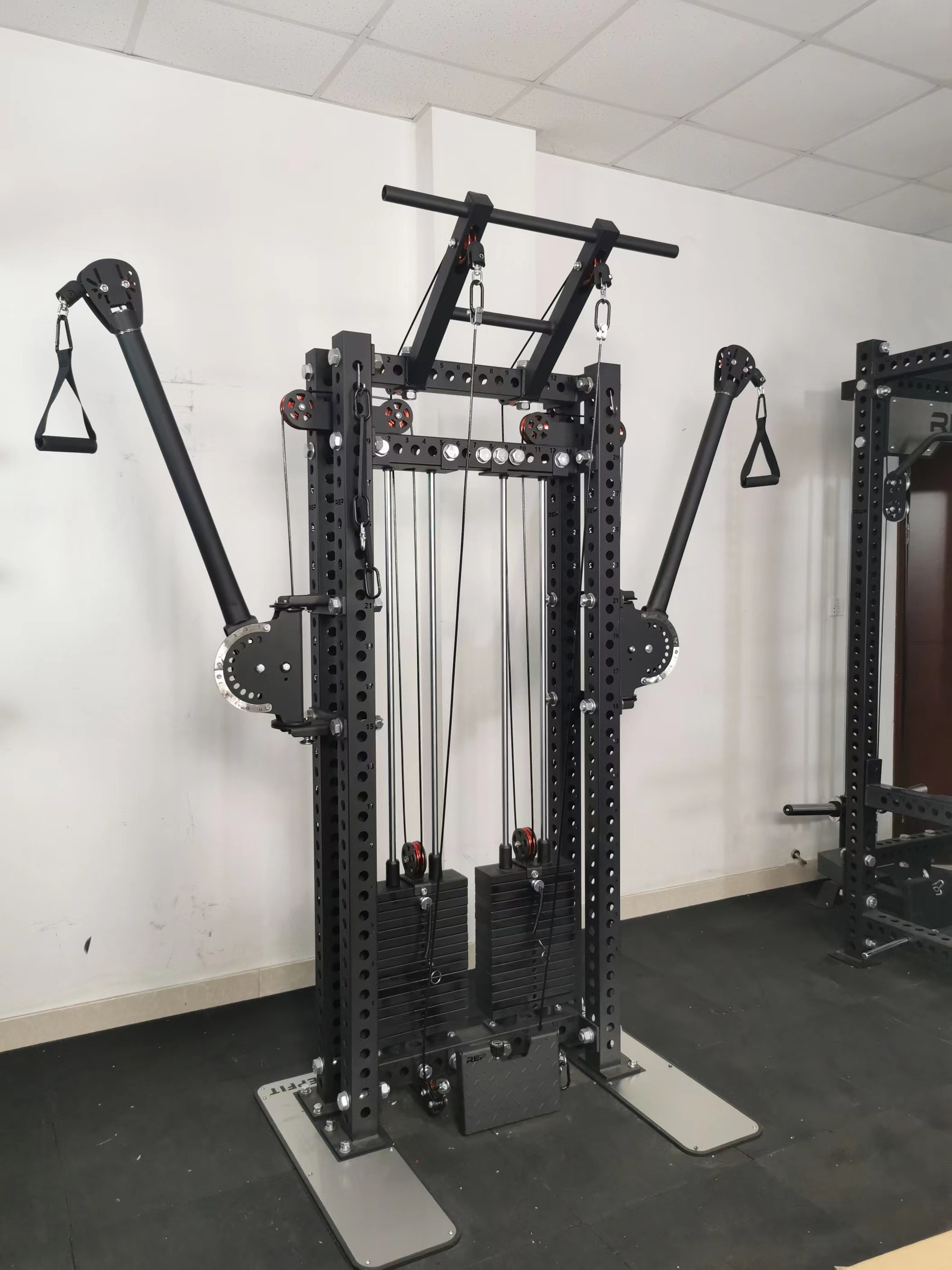 Fitness Single Cable Crossover Machine Pulley Tower Wall Mount Cable Station Pull Down With Adjustable Dual Wall Pulley System