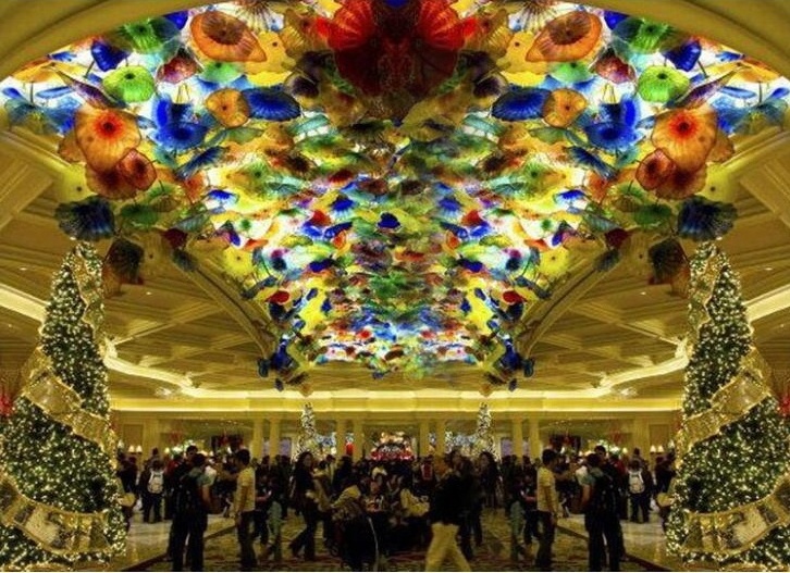 Modern Design Ceiling Pendant Luxury Colored Large Murano Glass Flower Plate Chandelier for Banquet Hall Chandeliers Lights