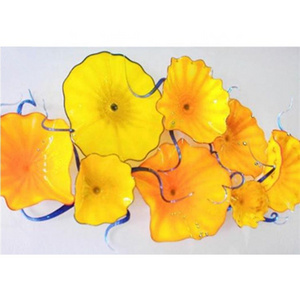 Handicraft Bold Yellow Color Wall Hanging Art Home Decoration Fantastic Murano Glass Fower Plates