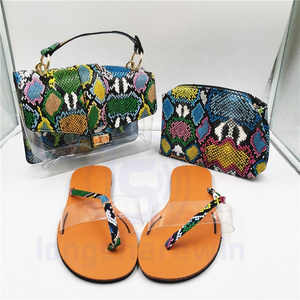 2021 New Fashion Lady's Matching Slippers And Bag Purse Set Fashionable Snake Print Handbag And Shoes