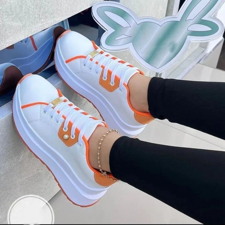 2023 Fashion spring summer large size  white shoes new women's thick soles low top casual sports shoes