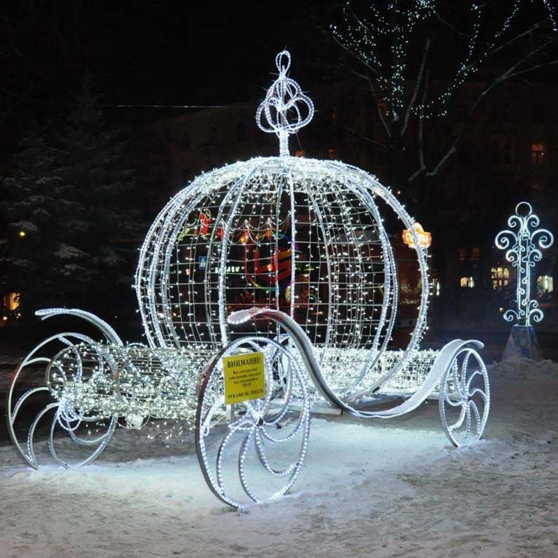 Personalized Acrylic Wedding Decoration LED Sculpture Carriage Sleigh Life Size Cinderella Carriage for Street decoration