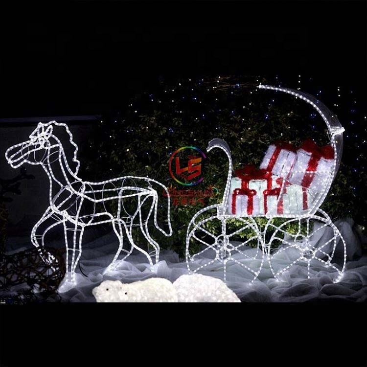 Personalized Acrylic Wedding Decoration LED Sculpture Carriage Sleigh Life Size Cinderella Carriage for Street decoration