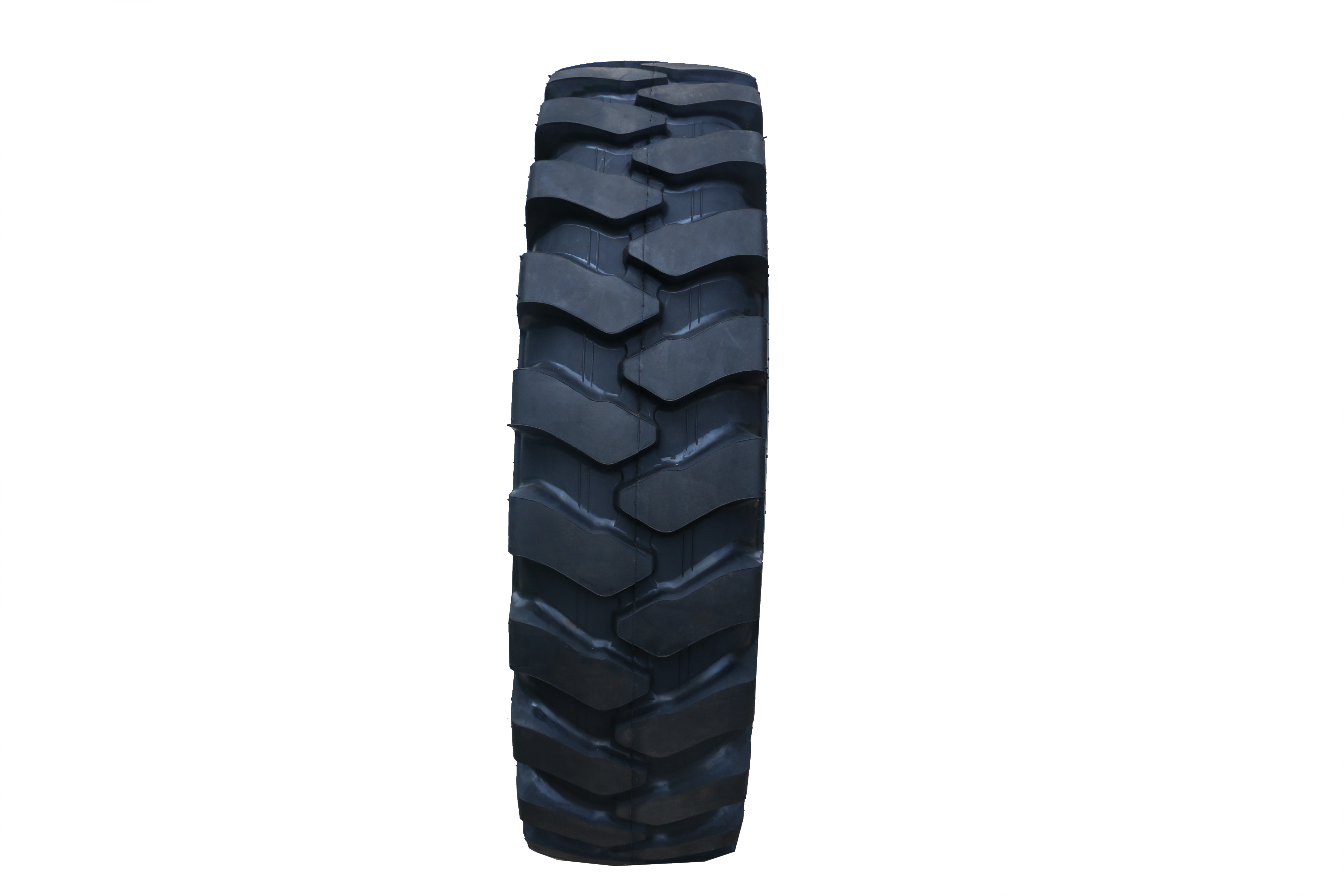 Good quality and cheap light truck tyres10.00-20  bias truck tire for wholesale TBB tire