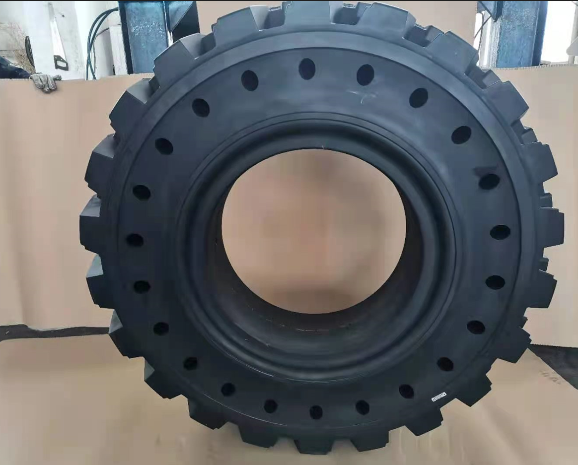 skid steer backhoe loader solid rubber tyre 13.00-24 telehandler tyre 1300x24