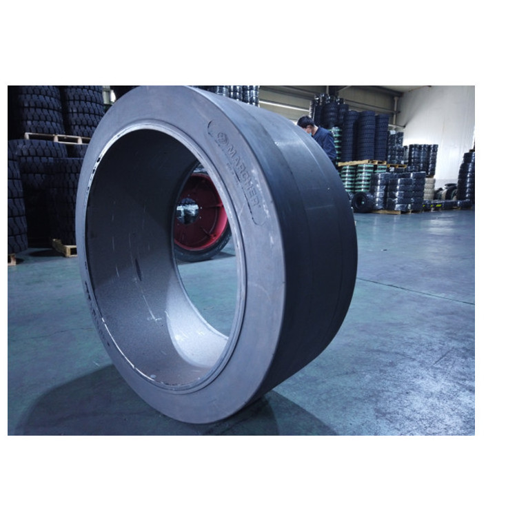 Hot Selling 40 x 16 x 30  PRESS-ON solid Tyre Used for airport drag loaders with factory price