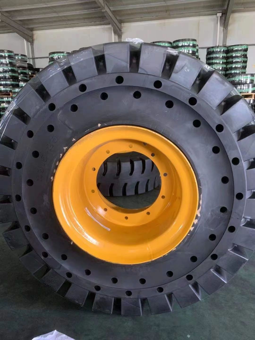 China brand factory supply 23.5-25 loader vacuum tire construction machinery road roller tire for hot sale