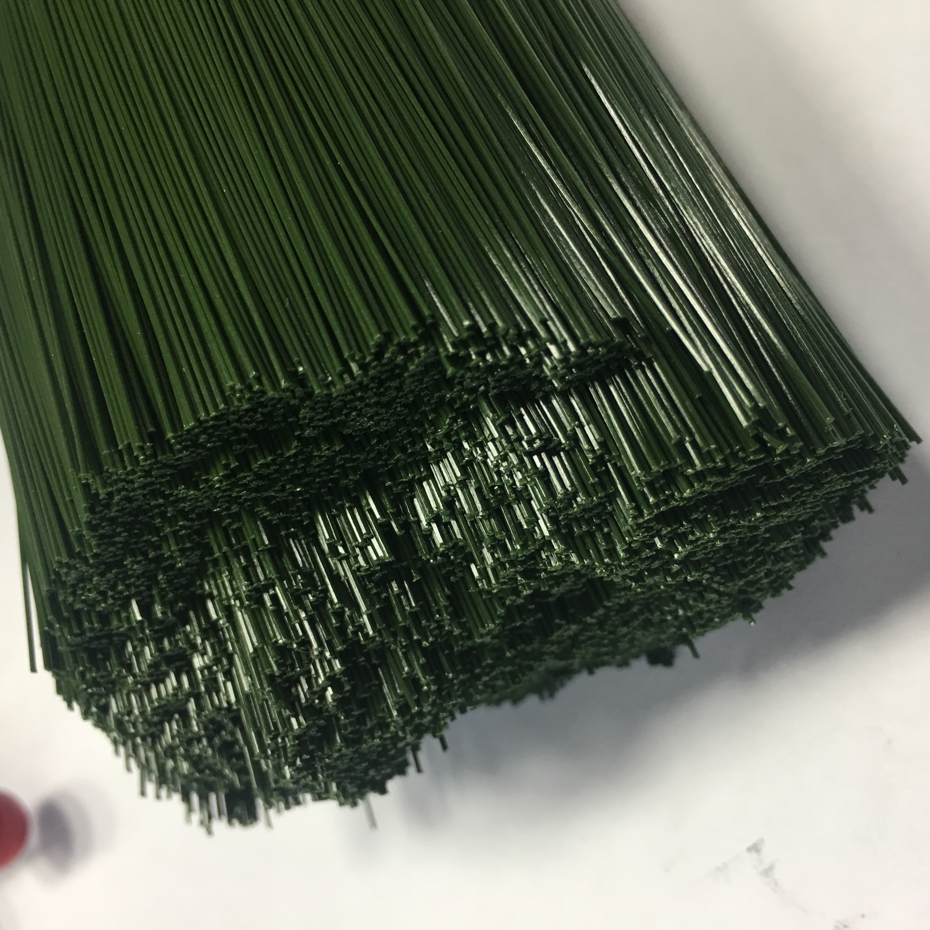 Plastic Artificial Pine Needles Pine Branches for Christmas Decoration