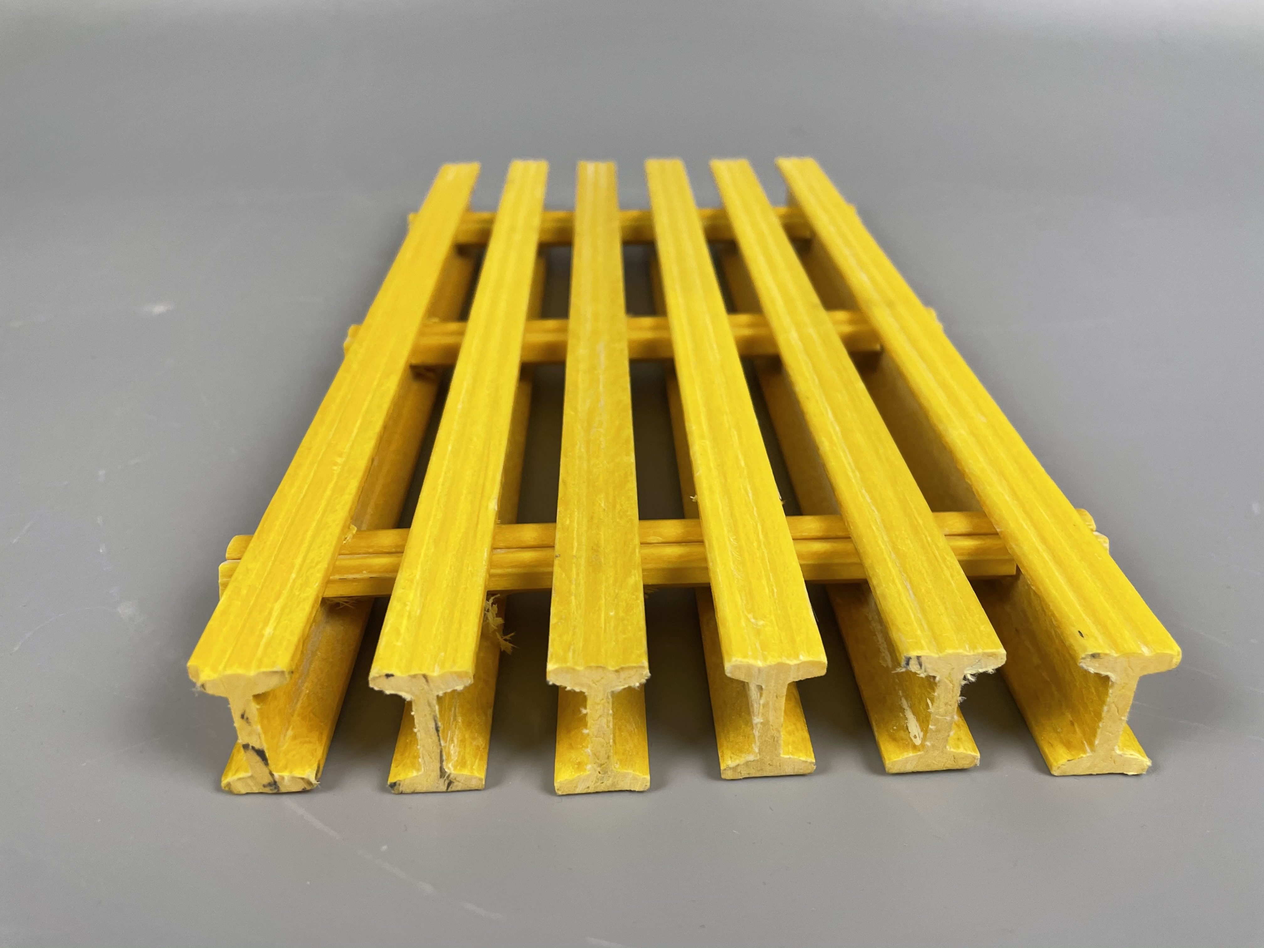 FRP I Beam Bar Grating Fiberglass Reinforced Plastics Pultruded Grating GRP Pultrusion Grating