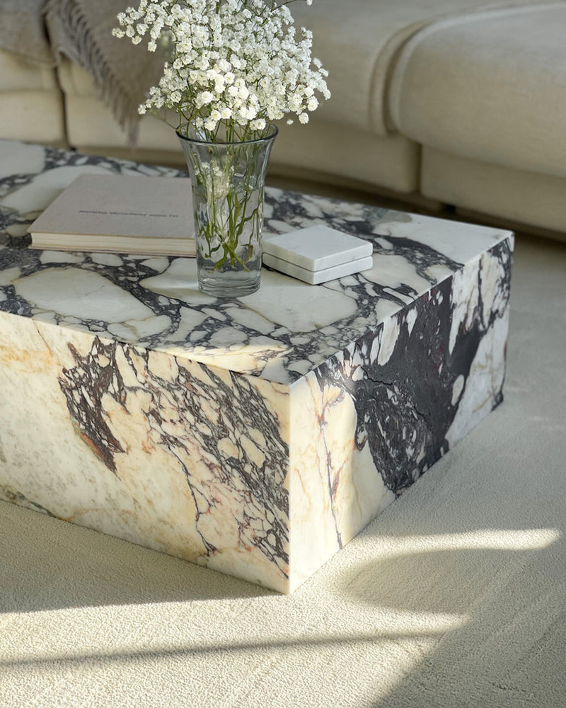 Custom 100*60*30 CM Luxury Calacatta Marble Purple Bulgaris Side Table Marmol Cube Plinth Calacatta Viola Marble Coffee Table