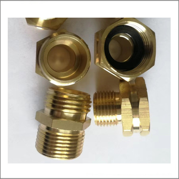 brass pipe fitting Female 3/4