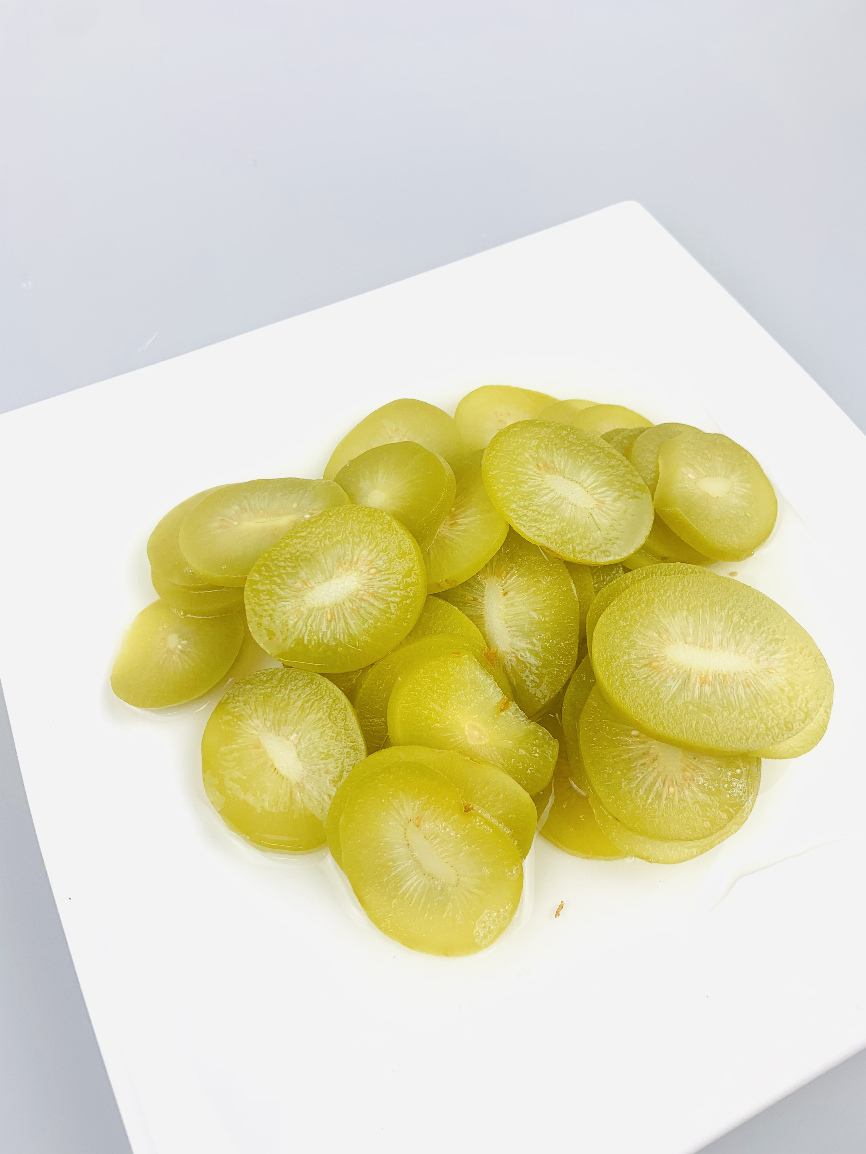 Hot sale Canned Kiwi Fruit in syrup Slices Canned Fruit factory price