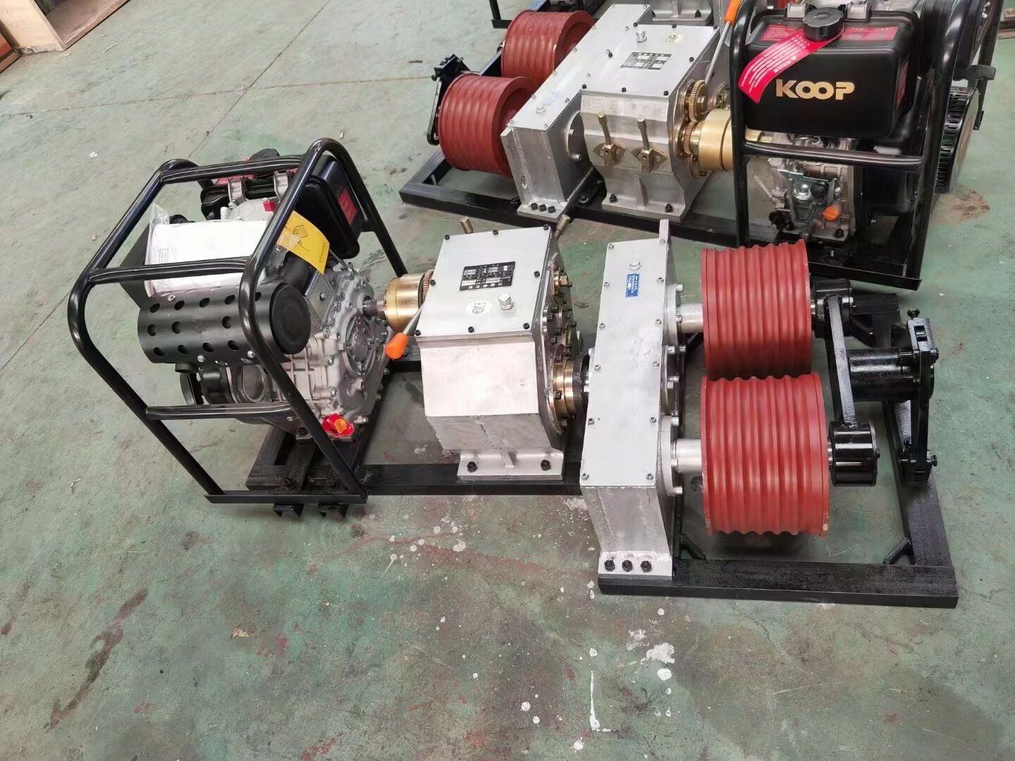 Diesel operated Power winch 3T 5T 8T Diesel Electric Power Wire Rope Cable Pulling Engine double drum Diesel Winch