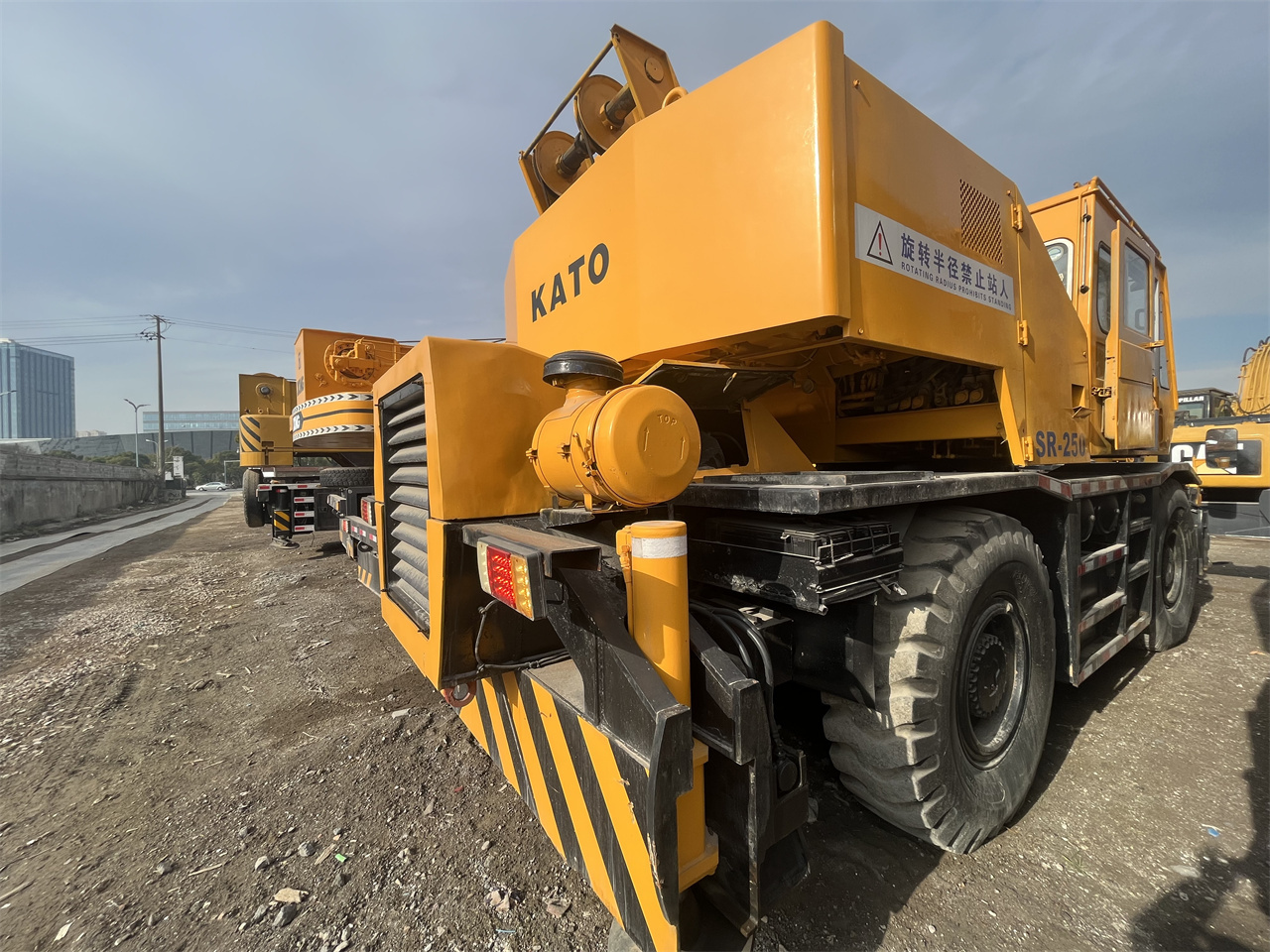 Orginal Japan Used Kato Sr250 4-Arm Truck Crane 25ton Rough Terrain Mobile Crane Hydraulic Mobile Crane for Sale