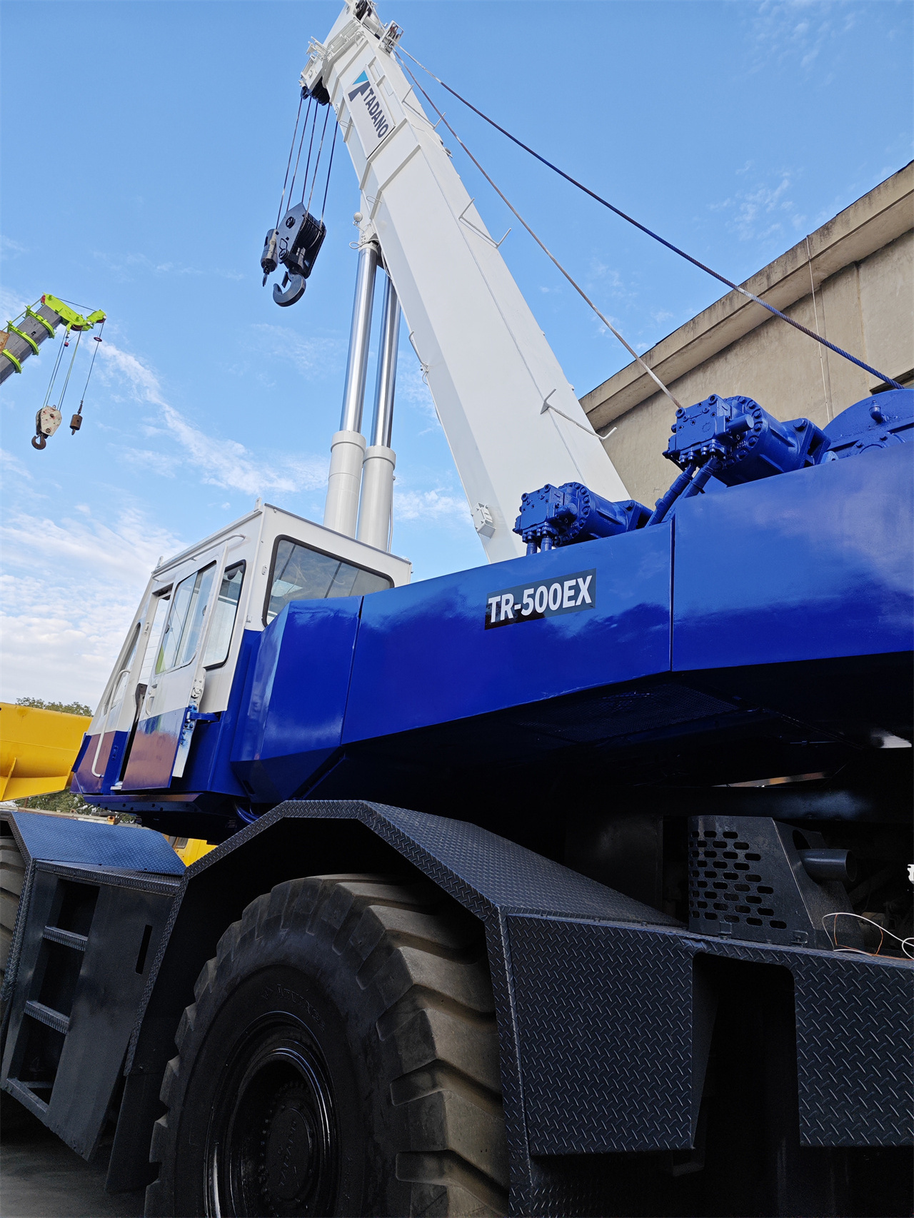 Cheap price 50 ton Tadano TR-500EX Rough Terrain truck crane used in stock