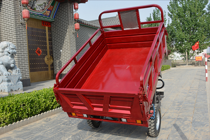 New Style 250cc Tricycle Passenger And Cargo Tricycle Motorcycle Fuel Gasoline Three Wheels Motorcycle