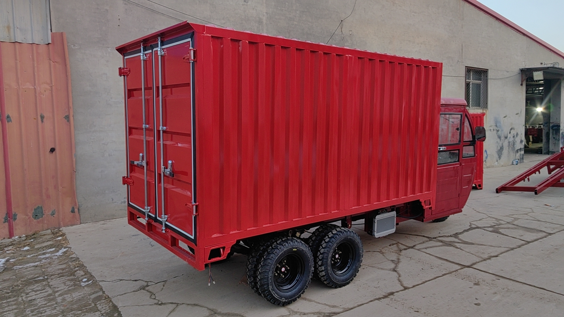 Motor High Quality Big Power Three 9 Wheel Cargo Gas Diesel Fuel Motorized Tricycles Farm Tricycle