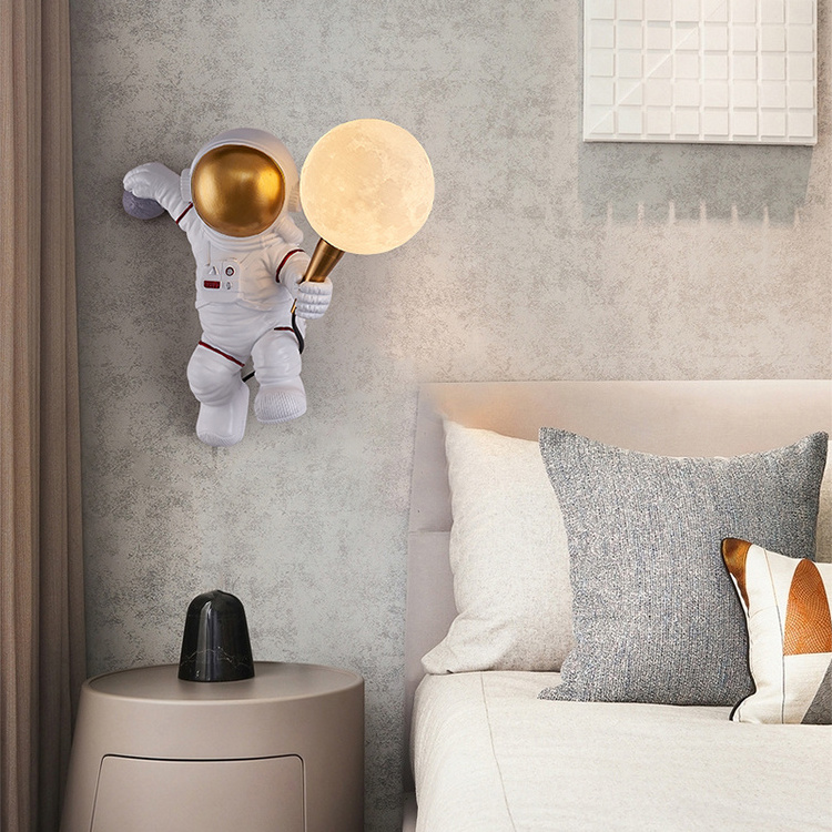 Astronaut wall  Creative lamp children bedroom decoration 3D moon lamp Astronaut desktop small night lamp wholesale