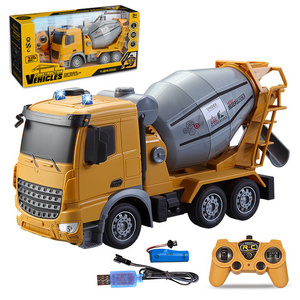 Wholesale 1:24 2.4G Radio Control Vehicle Kids Rc Car Toys Remote Control Mixing Engineering Truck Toy