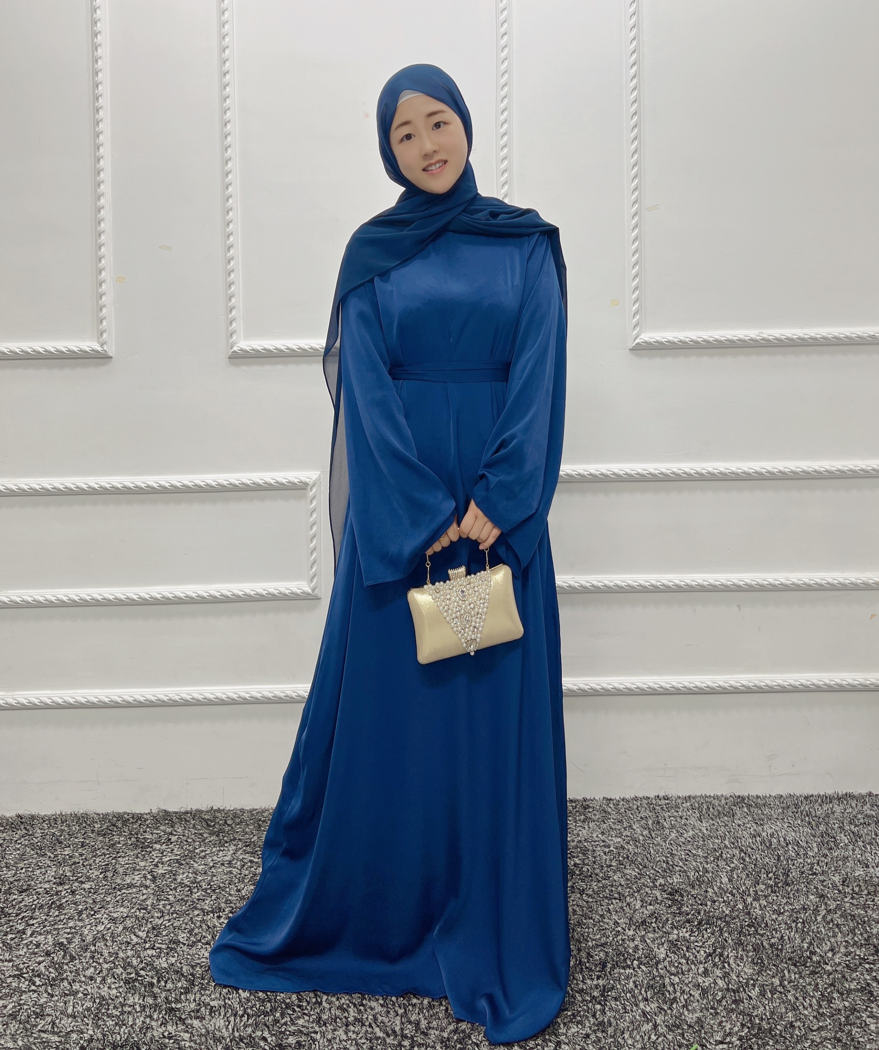 Loriya Supplier Traditional Muslim Clothing Long Sleeve Plain Dresses with Side Pockets Daily Wear Abaya