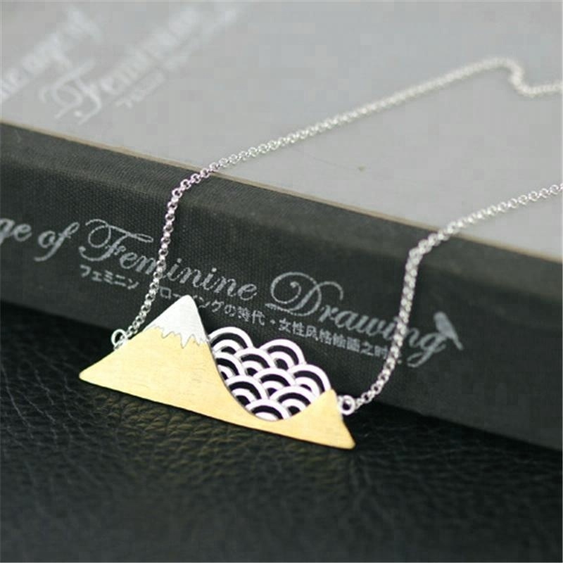 Girl Poetic Cloud Mountain silver pendent necklace