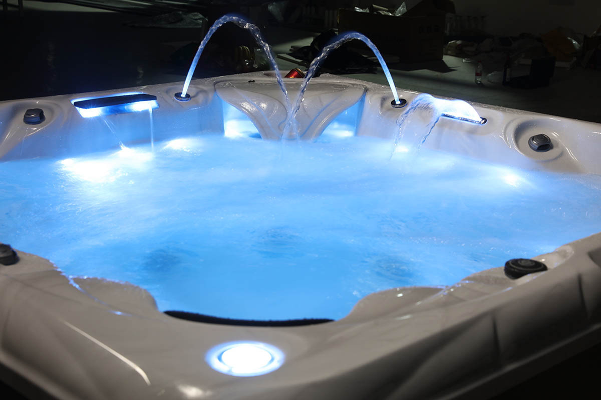 Luxury Garden USA Acrylic Whirlpool Massage Balboa Swim Spa Pool Outdoor