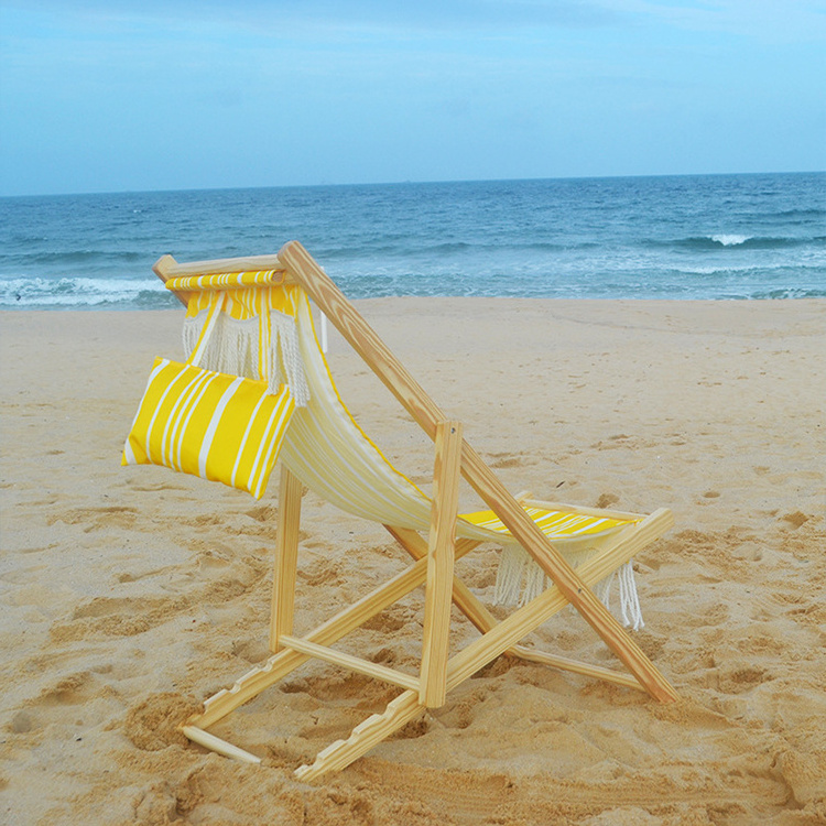 LOTUS Custom Solid Wood Striped Canvas Tassel Beach Chairs Garden Recliner Garden Folding Sets Beach Chairs with Umbrellas