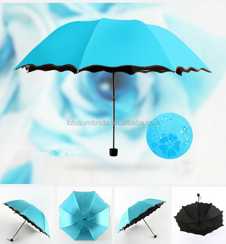 Flower Bloom with Wet Magic Folding Umbrella