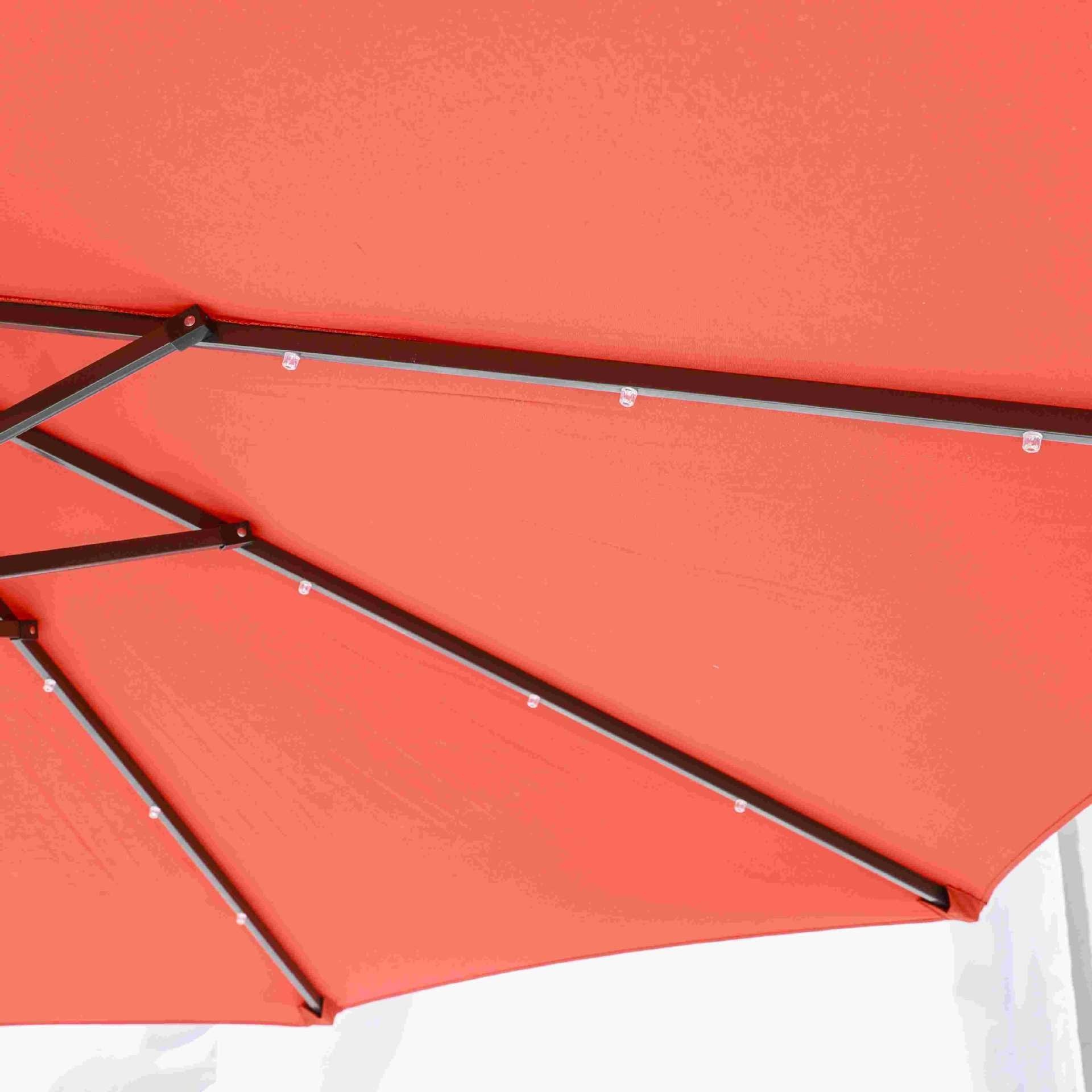 Outdoor High Quality Beach Golf Led Waterproof Sunshade Summer Solar Umbrella