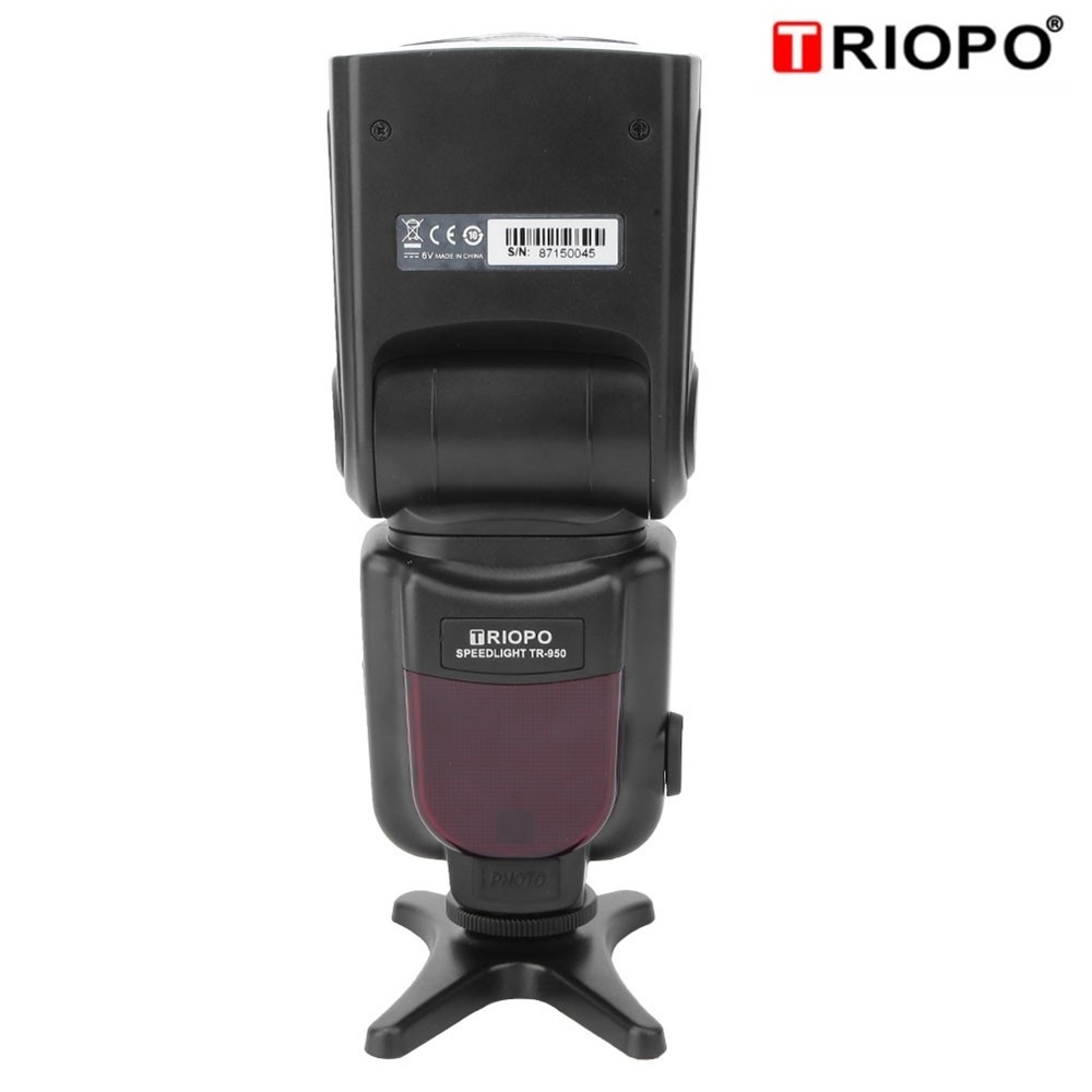 Triopo TR-950 TR950 Flash Light Speedlite Universal For Fujifilm Olympus Nikon Canon 650D 550D 450D 1100D 60D 7D 5D Cameras