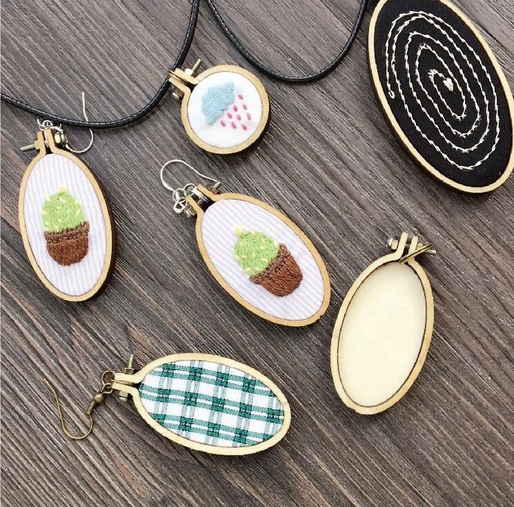 Classical Bamboo Cross Embroidery Craft Frame Hoop Small Hand Stitching Wood Earring Necklace DIY Gift