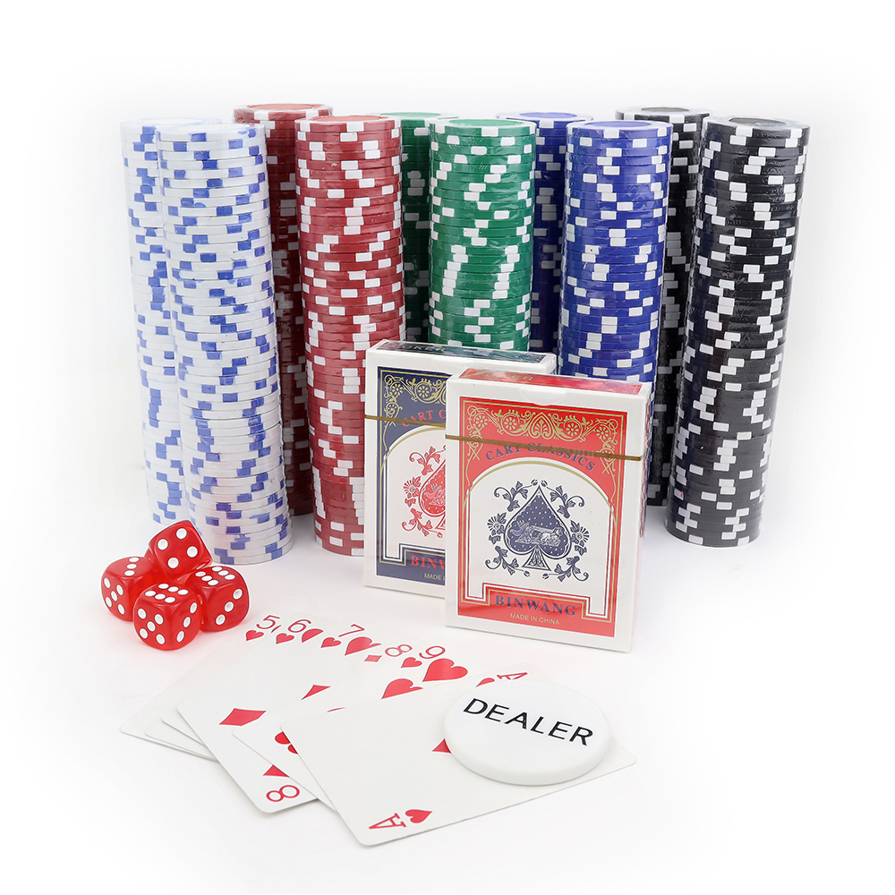 Wholesale clay 500 pcs  poker chip set in Aluminium cases with playing cards delear and dice for casino and poker room