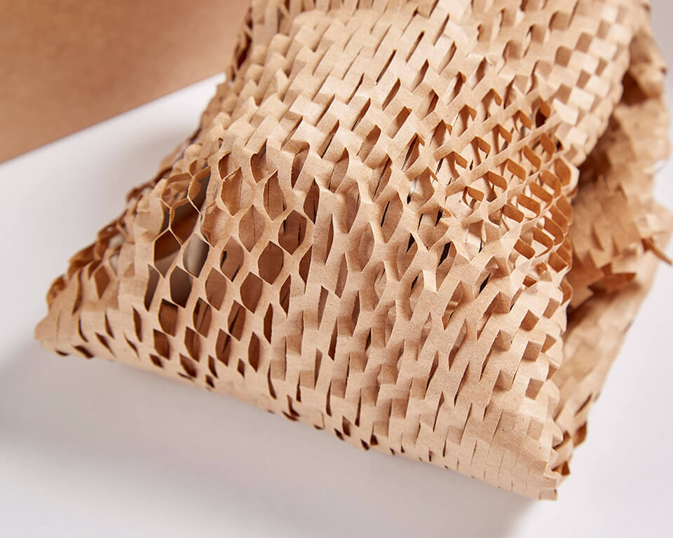 ECO Friendly Kraft Wrapping Paper Biodegradable Gift Kraft Pape Cushioning Protective Wrap Honeycomb Paper Roll