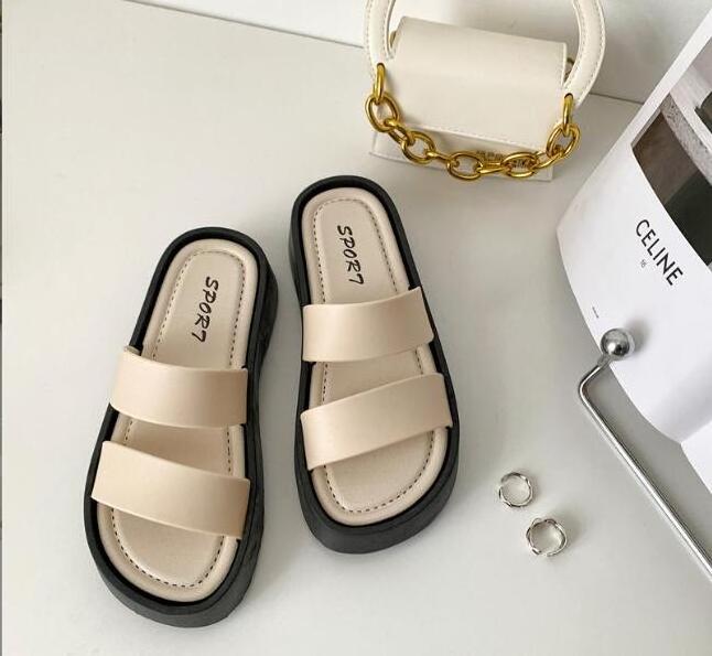 Summer Beach Flat Ladies two band Slippers and Sandals New Design Slide Slippers for Women Outdoor Slippers