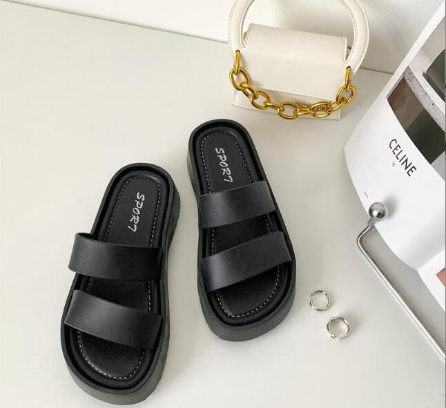 Summer Beach Flat Ladies two band Slippers and Sandals New Design Slide Slippers for Women Outdoor Slippers