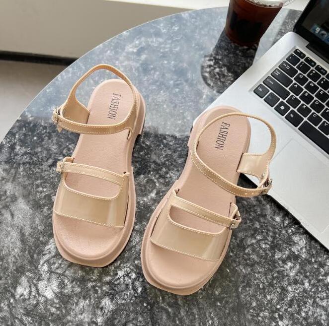 Factory Price  New Beach Platform Ladies Sandals Cross Strips Cute Slide Women sandals Slippers