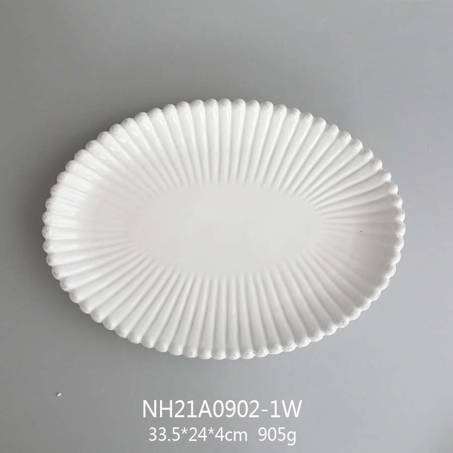 9.25/11/13 Inch Clear Ceramic Charger Plates Table Dinner Oval Fish Plates White Beaded Embossed Pearl Edge Plate