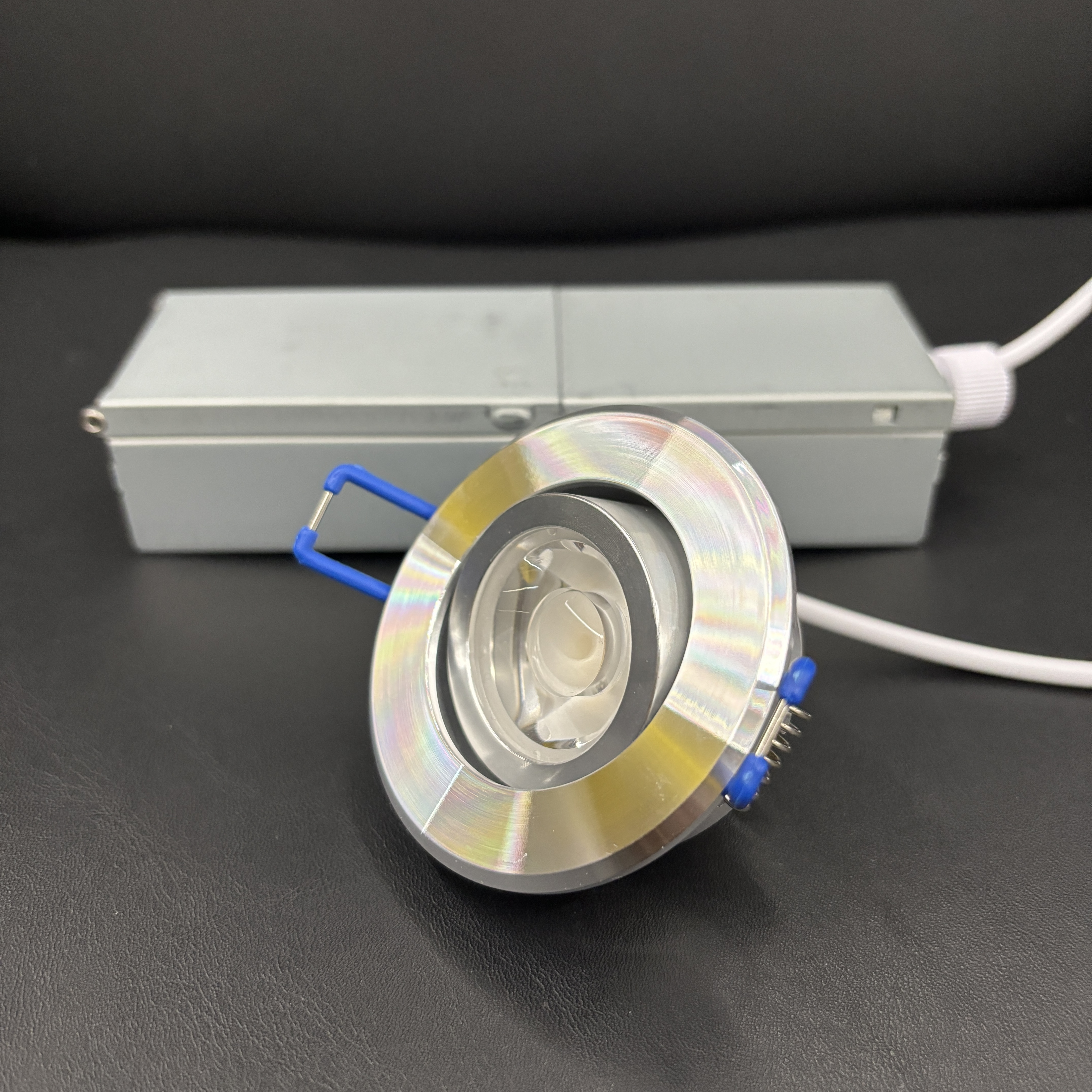 3CCT Ajustable 3W Recessed COB LED Downlight with Isolated Driver Dimmable Lighting Fixture AC 100-130V Air Tight IC Rated