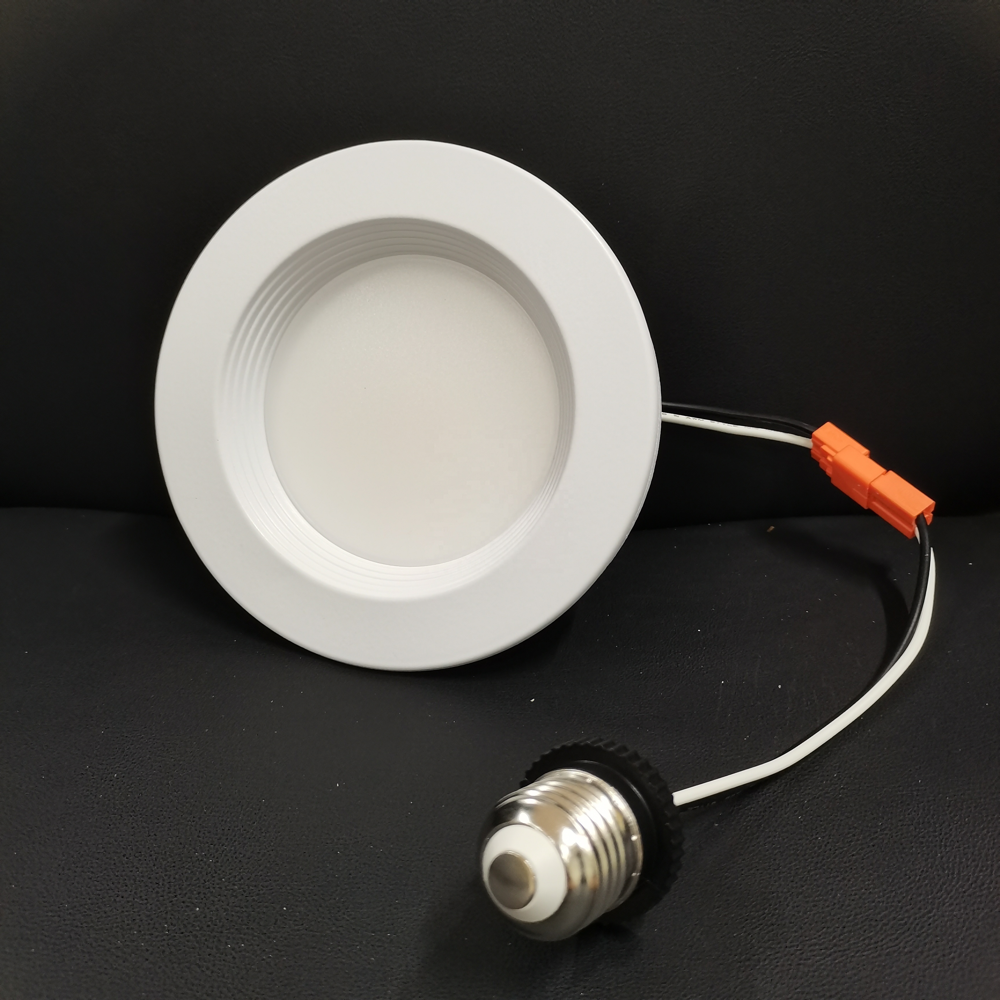 looking for distributor 4inch retrofit led light 9w led ceiling spot light LED Can Light Retrofit