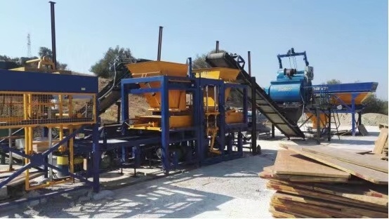 Full automatic brick making machine large hydraulic cement clay brick making machine