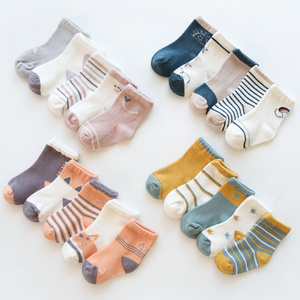 Factory Direct Sale New Design Cotton Cartoon Assorted Toddler Children Socks Gift Set Cute Animal Infant Baby Socks