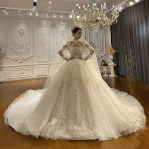 Beautiful Lace Ball Gown Wedding Dresses With Veil Lace Applique Long Train Corset Wedding Dress NS4587