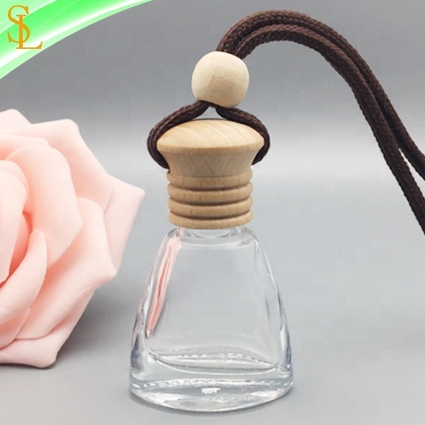 fashion unique flat triangle shaped clear glass 8ml empty car pendant perfume bottle for fragrance with wooden cap and rope