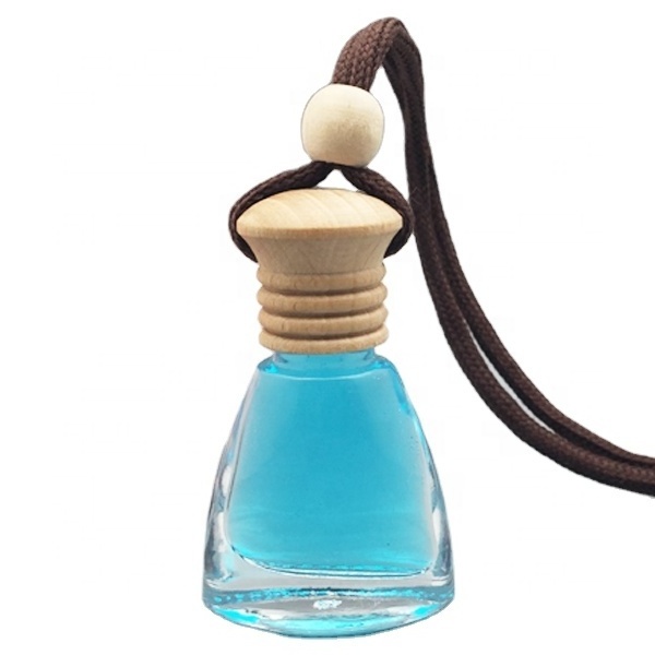 fashion unique flat triangle shaped clear glass 8ml empty car pendant perfume bottle for fragrance with wooden cap and rope