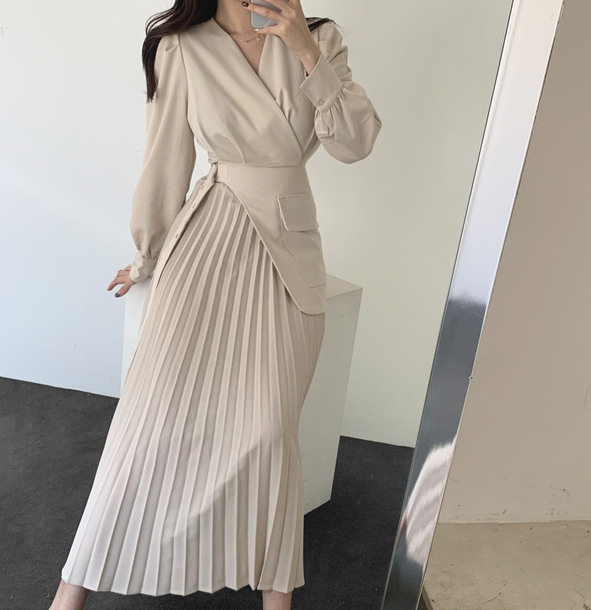 Wholesale 2024 Spring Elegant V-neck Cross Belt Decorative Splicing Design Two Piece Pleated Women's Dress