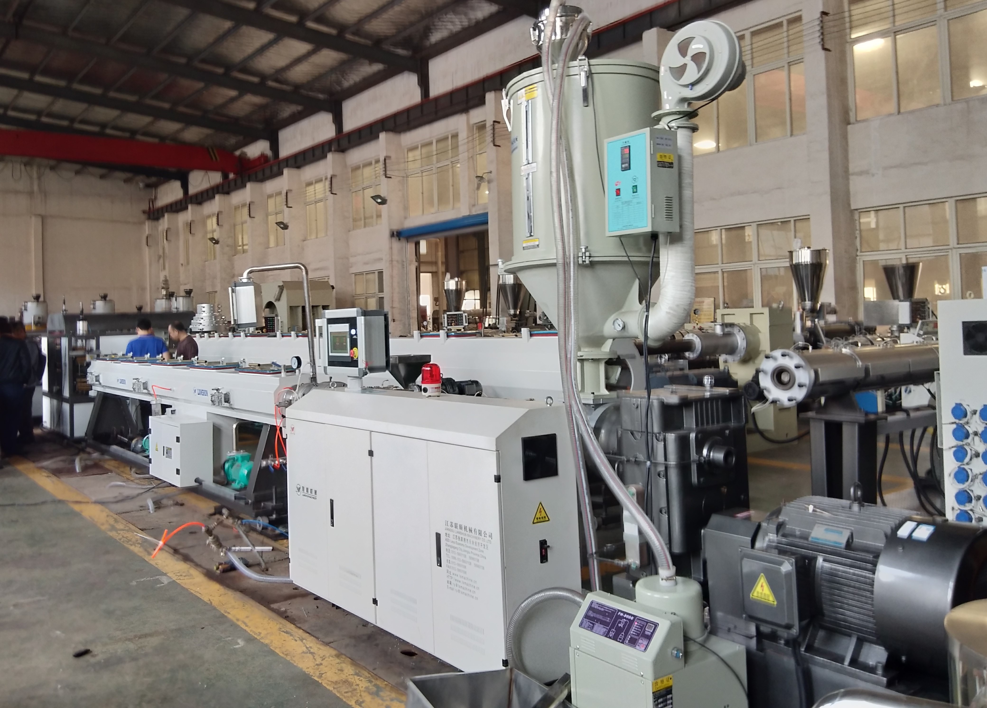 Factory Price PP-R Water Pipe Making Machine / PPR Glass Fiber Pipe Hot and Cold Water Supply Tube Extrusion Production Line