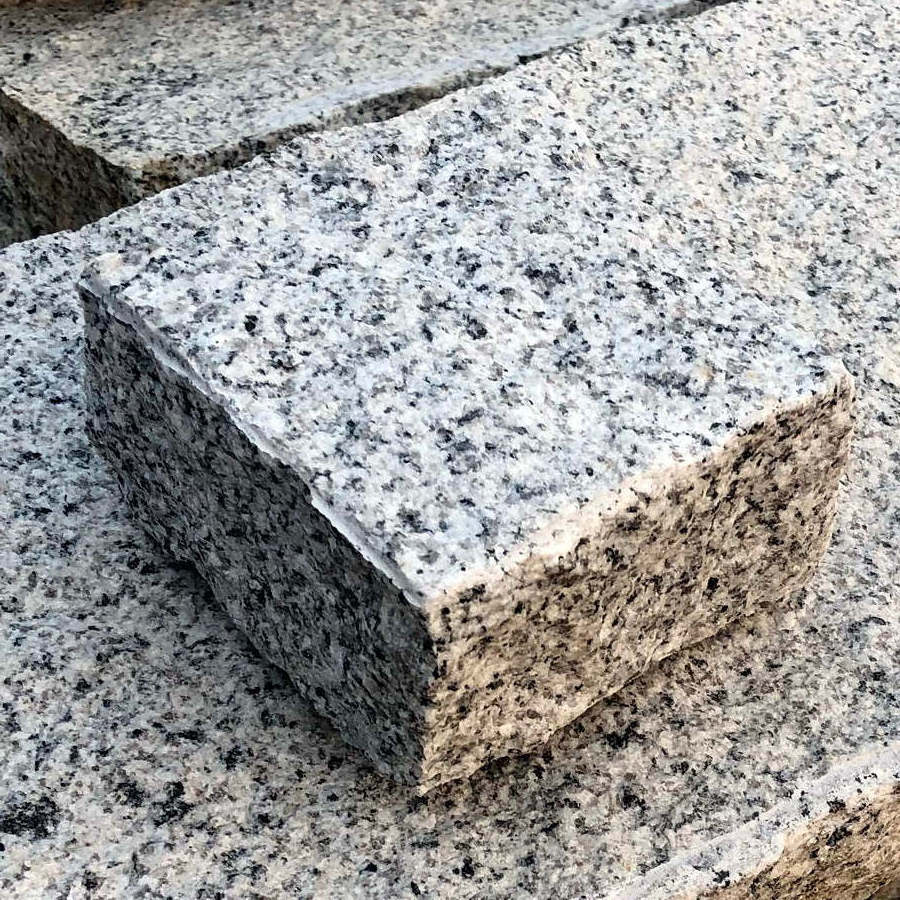 Wholesale Chinese Small Block Grey Granite Black Cobble Stone Outdoor Garden Park Driveway Paving Granite Stone