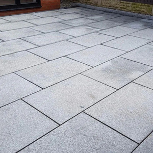 Natural Stone Paving Tiles Granite Stairs Cladding Granite Slab Flamed Surface Sesame Grey Granite Tile For Floor