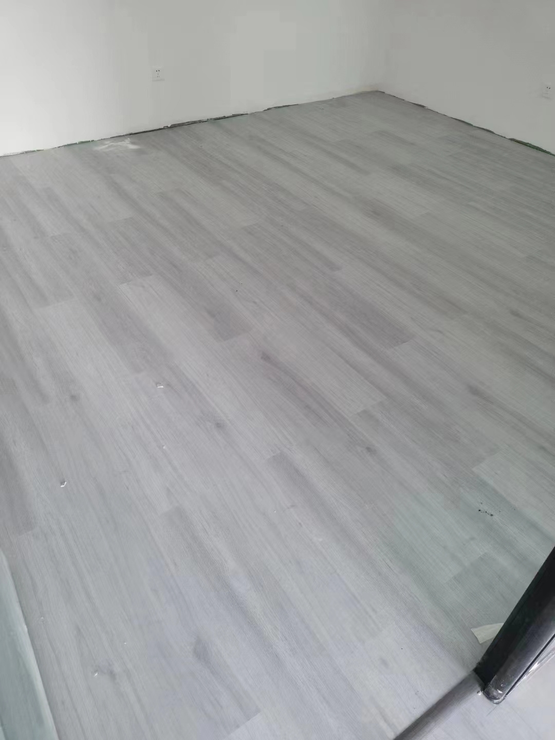 Waterproof durable flooring Vinyl click matt colour pvc SPC flooring